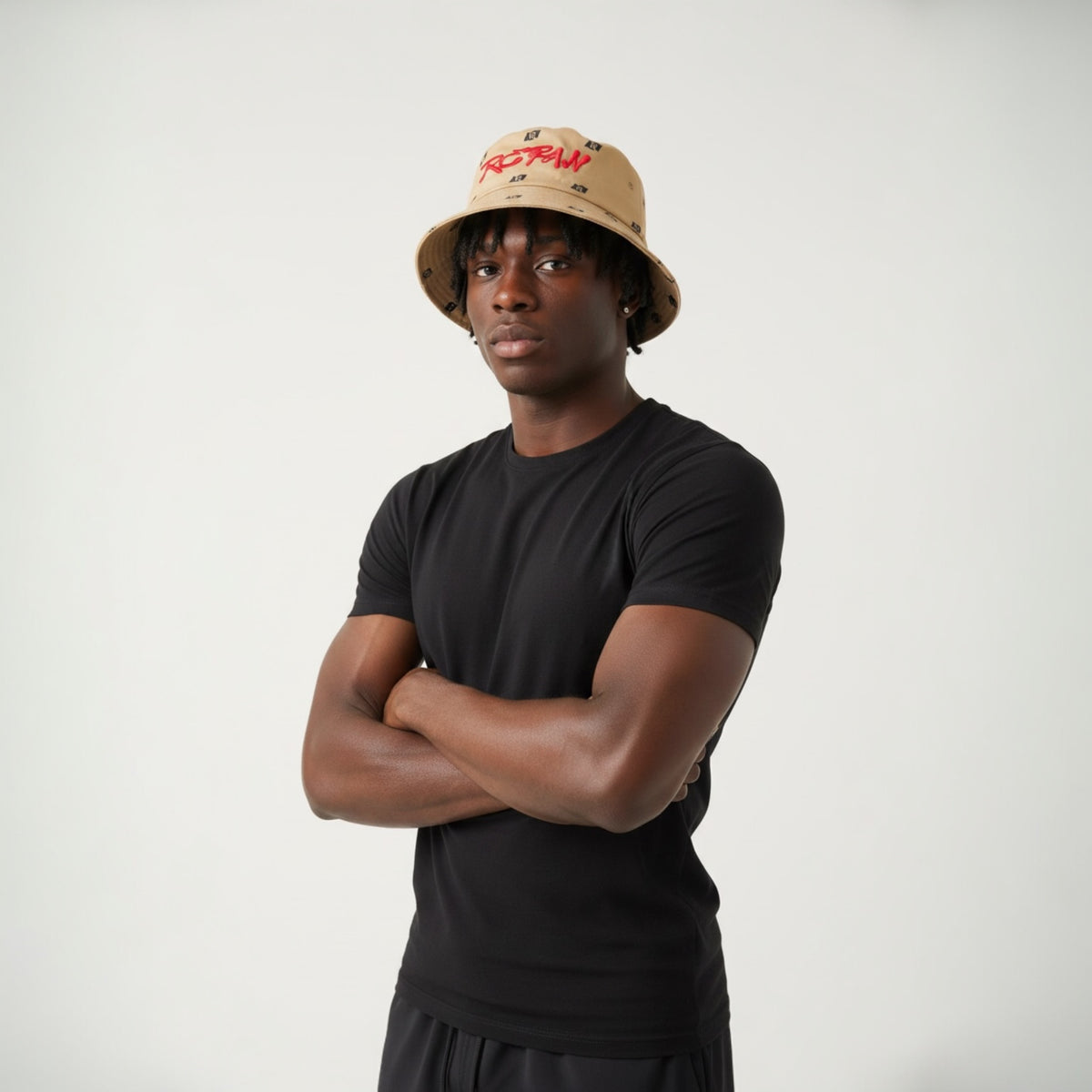 Bucket hat